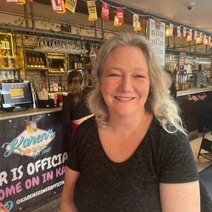 Meet your Posher, Emma